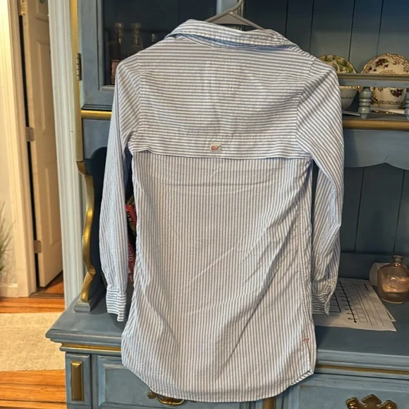 Vineyard Vines Harbor Shirt in Blue and White - Picture 8 of 8
